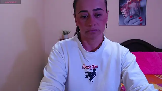 sara florez1 online show from January 2026 12:10:02 PM