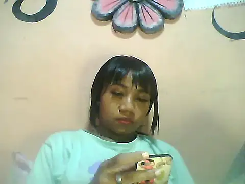 Snapshot of Fariana01 chatting on December 2024 06:26:02 AM Fariana01 online show from December 2024 06:26:02 AM