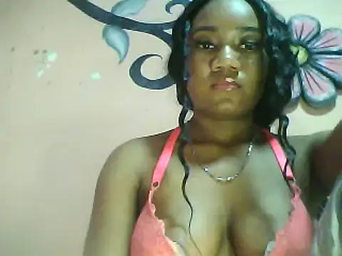 Snapshot of Fariana01 chatting on January 2025 01:17:01 AM Fariana01 online show from January 2025 01:17:01 AM