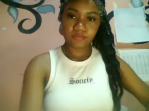 Snapshot of Fariana01 chatting on February 2025 01:23:02 AM Fariana01 online show from February 2025 01:23:02 AM