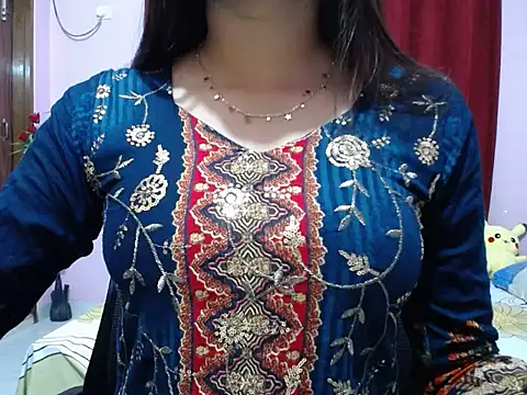 taisina online show from October 2025 05:04:02 PM