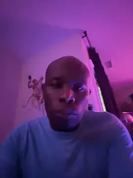 Snapshot of Bignc chatting on October 2025 12:20:01 PM Bignc online show from October 2025 12:20:01 PM