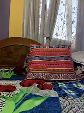 surabhi09 online show from June 2026 12:42:02 PM