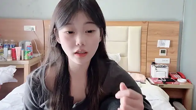 yangyang-1115 online show from February 2025 07:44:02 AM