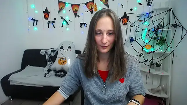 MichelLeee online show from October 2025 11:33:02 AM