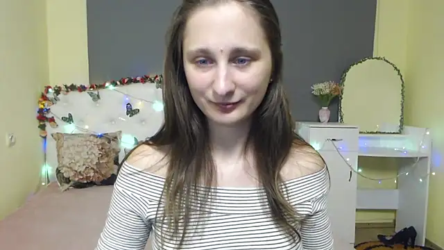 MichelLeee online show from March 2026 12:12:02 PM