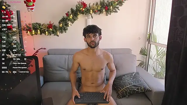 Snapshot of andrewChris_ chatting on December 2024 08:54:02 PM andrewChris  online show from December 2024 08:54:02 PM