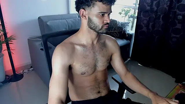 Snapshot of andrewChris_ chatting on February 2025 05:18:02 PM andrewChris  online show from February 2025 05:18:02 PM