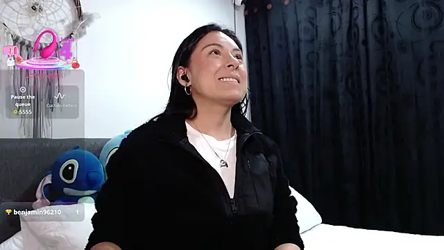 Ella Rousse online show from April 2026 11:11:01 AM