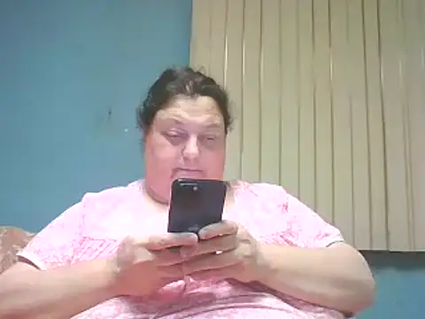 Honeybee2025 online show from January 2025 10:45:01 PM