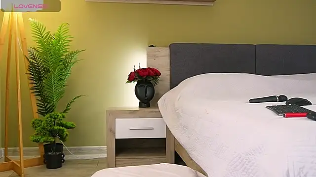 KiraRosse online show from November 2025 11:53:02 AM