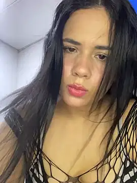 Leyna Kenet online show from April 2026 09:37:02 PM