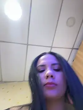 Snapshot of Leyna_Kenet chatting on July 2026 02:03:02 AM Leyna Kenet online show from July 2026 02:03:02 AM