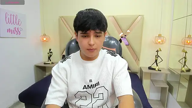 AndrewPherson online show from April 2026 01:37:02 PM