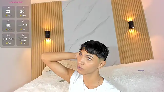 im sebaslopez online show from February 2025 03:34:02 AM