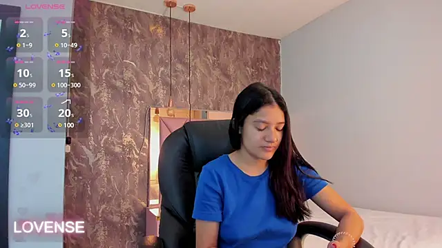 SKYLERWHIITEE online show from March 2025 03:40:01 AM