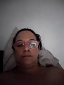 Snapshot of nicolle_milf1978 chatting on May 2026 12:23:02 PM nicolle milf1978 online show from May 2026 12:23:02 PM