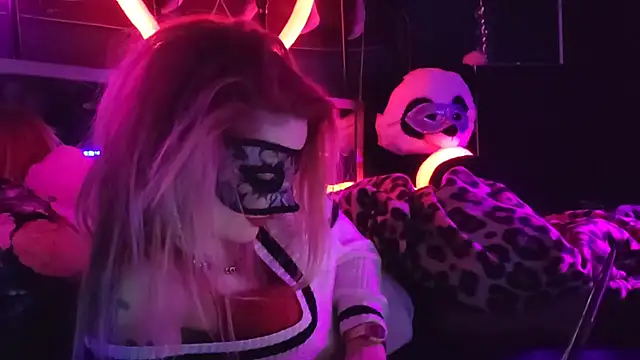 Snapshot of anonymouszN chatting on January 2025 10:24:01 PM anonymouszN online show from January 2025 10:24:01 PM