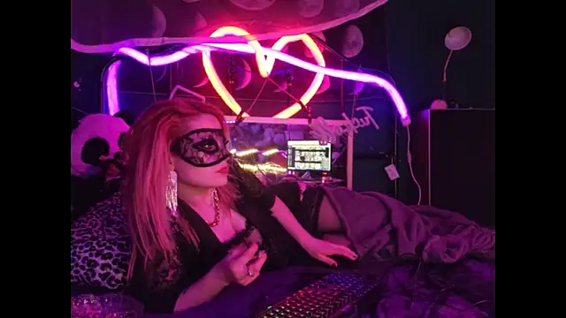 Snapshot of anonymouszN chatting on January 2025 09:44:02 PM anonymouszN online show from January 2025 09:44:02 PM