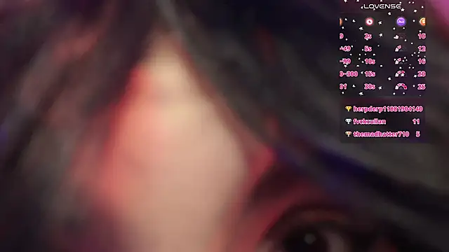 Snapshot of Little_maeve chatting on March 2025 02:36:02 AM Little maeve online show from March 2025 02:36:02 AM