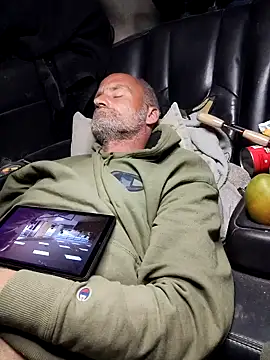 Snapshot of DatingProfile_USA_43_str8 chatting on February 2025 04:01:01 AM DatingProfile USA 43 str8 online show from February 2025 04:01:01 AM