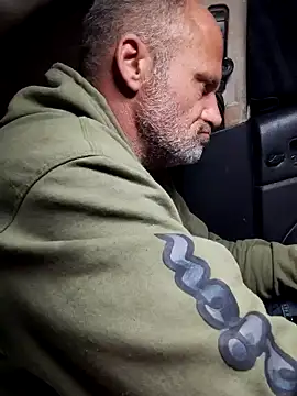 Snapshot of DatingProfile_USA_43_str8 chatting on February 2025 07:02:01 AM DatingProfile USA 43 str8 online show from February 2025 07:02:01 AM