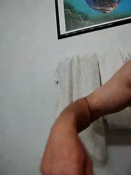 Snapshot of DatingProfile_USA_43_str8 chatting on February 2025 08:37:02 AM DatingProfile USA 43 str8 online show from February 2025 08:37:02 AM