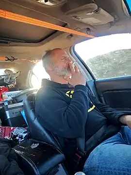 Snapshot of DatingProfile_USA_43_str8 chatting on October 2025 03:31:02 PM DatingProfile USA 43 str8 online show from October 2025 03:31:02 PM