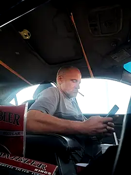 Snapshot of DatingProfile_USA_43_str8 chatting on November 2025 02:31:02 PM DatingProfile USA 43 str8 online show from November 2025 02:31:02 PM