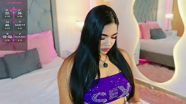 Snapshot of AllissonJames chatting on March 2026 10:15:01 PM AllissonJames online show from March 2026 10:15:01 PM