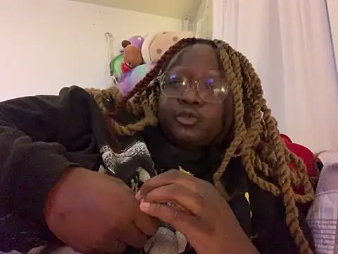 BigKittyRaven online show from November 2025 12:42:01 AM