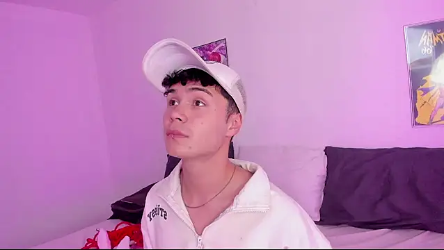 crushnier online show from March 2025 05:18:01 PM