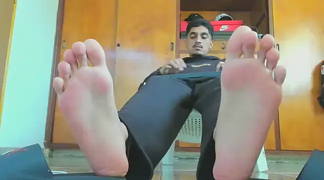 Snapshot of latin_bbc chatting on January 2025 01:06:02 PM latin bbc online show from January 2025 01:06:02 PM