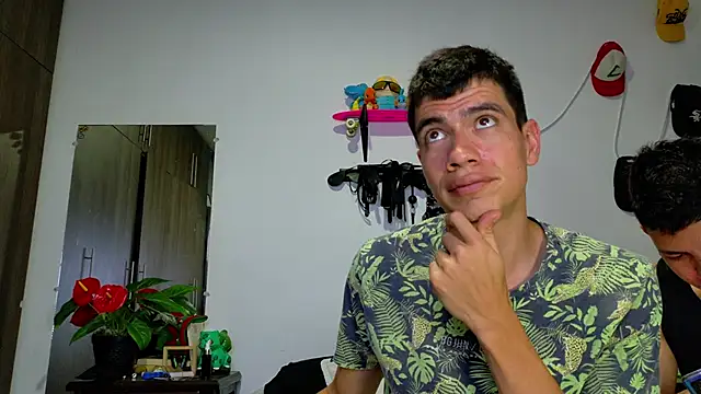 Snapshot of Nymphobuddies chatting on December 2024 07:04:02 PM Nymphobuddies online show from December 2024 07:04:02 PM