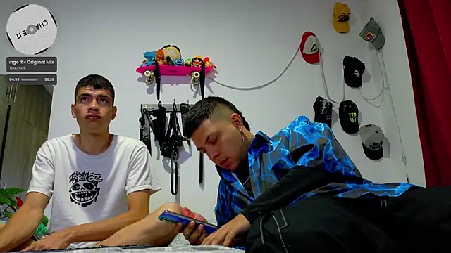 Snapshot of Nymphobuddies chatting on January 2025 05:48:01 AM Nymphobuddies online show from January 2025 05:48:01 AM