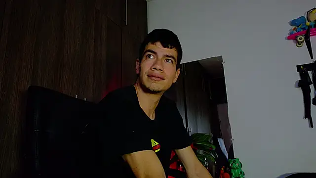 Snapshot of Nymphobuddies chatting on January 2025 03:04:02 AM Nymphobuddies online show from January 2025 03:04:02 AM