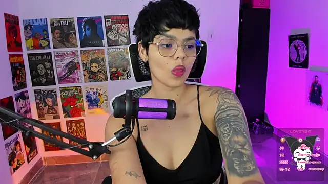 Snapshot of gooddess_isis chatting on December 2025 07:25:02 AM gooddess isis online show from December 2025 07:25:02 AM