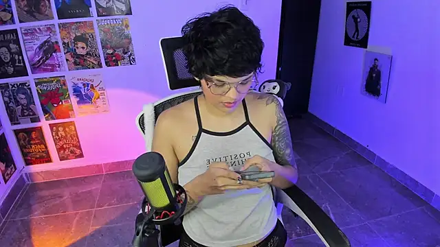 Snapshot of gooddess_isis chatting on February 2026 04:10:02 AM gooddess isis online show from February 2026 04:10:02 AM