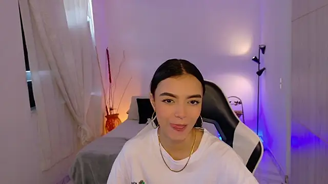 AnabelWolf online show from November 2025 04:09:02 PM