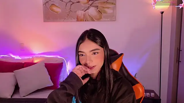 AnabelWolf online show from March 2026 03:30:02 PM