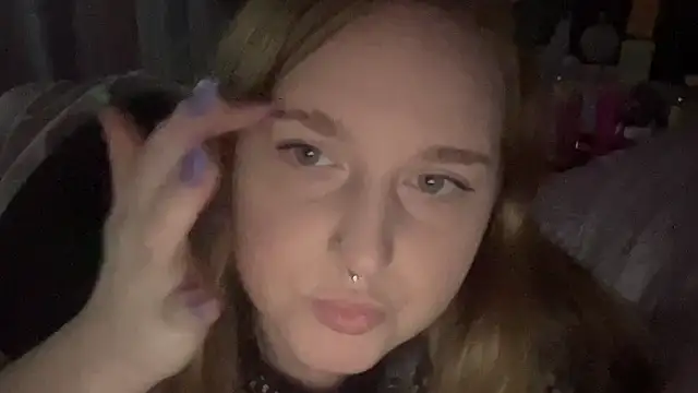 thickgingergoddess online show from January 2025 11:00:01 PM