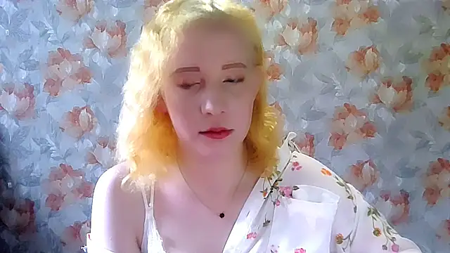 MelxMellie online show from April 2026 02:12:02 PM