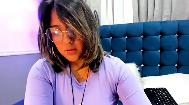 Pandoracherry online show from February 2025 09:44:01 AM