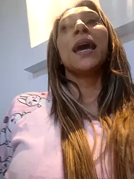 salome drasin online show from November 2025 04:33:02 AM