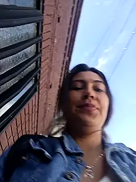 LIZ-06  online show from February 2025 12:50:01 PM