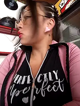 LIZ-06  online show from September 2025 04:51:02 PM