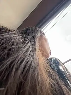 LIZ-06  online show from February 2026 12:56:02 PM