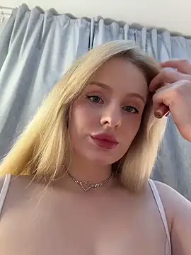 Snapshot of CaseyCumFace chatting on May 2026 09:01:01 PM CaseyCumFace online show from May 2026 09:01:01 PM