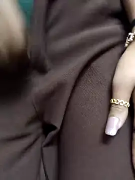 BabySlimmy10 online show from January 2025 06:05:01 AM