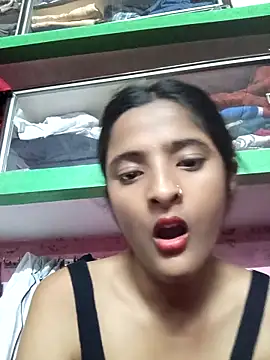 BabySlimmy10 online show from April 2026 06:43:01 PM